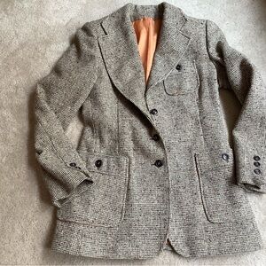 Country Stables Wool/Nylon vintage blazer. Union Made tag. No size tag  Sm?